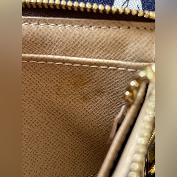 Authentic LOUIS VUITTON Limited Edition Monogram Complice Trunks Key Cles Coin - Picture 11 of 12